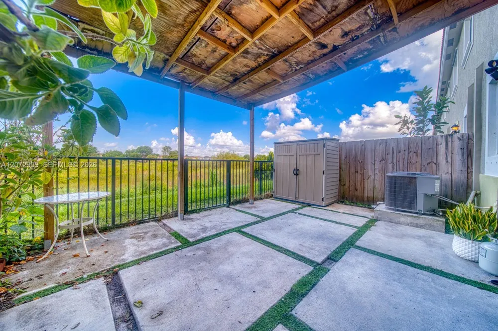 1090 SE 23rd Ave #1090 Homestead, FL 33035