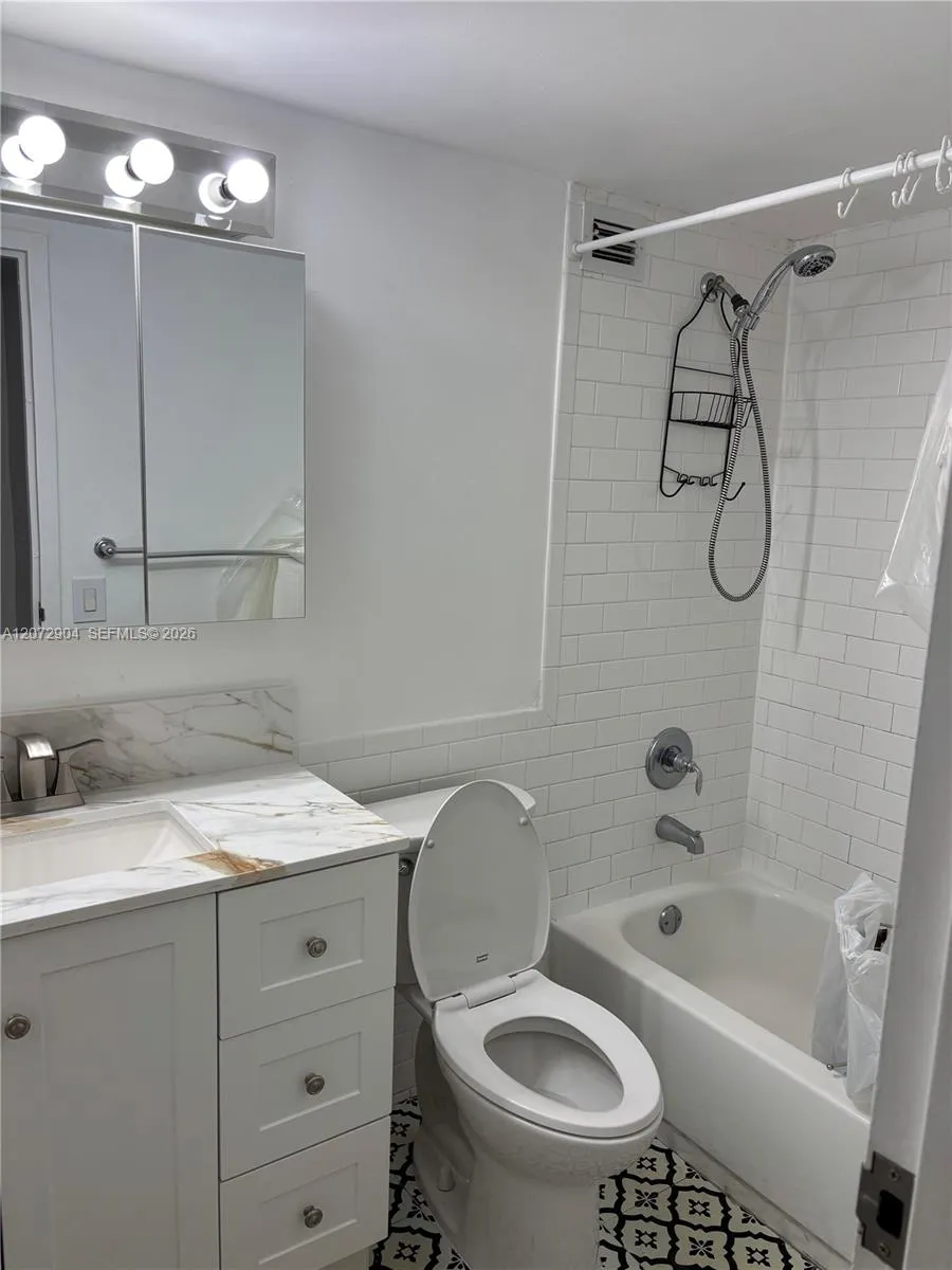 801 Three Islands Blvd #301 Hallandale Beach, FL 33009