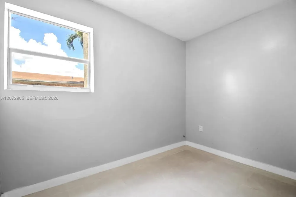 1210 Sesame St #1210 Opa-Locka, FL 33054