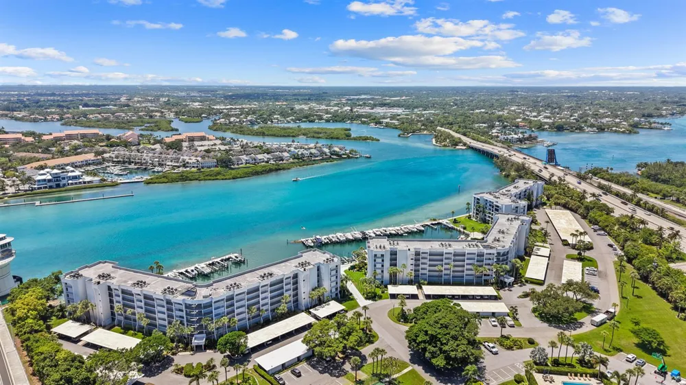 1748 JUPITER COVE DRIVE #517A Jupiter, FL 33469