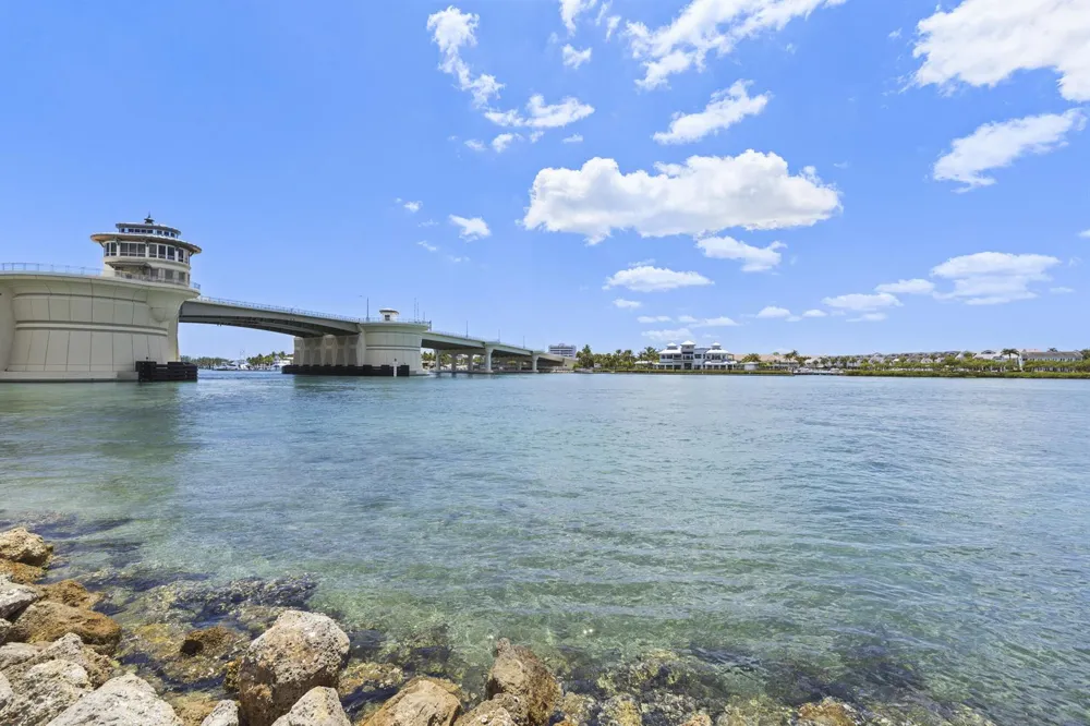 1748 JUPITER COVE DRIVE #517A Jupiter, FL 33469