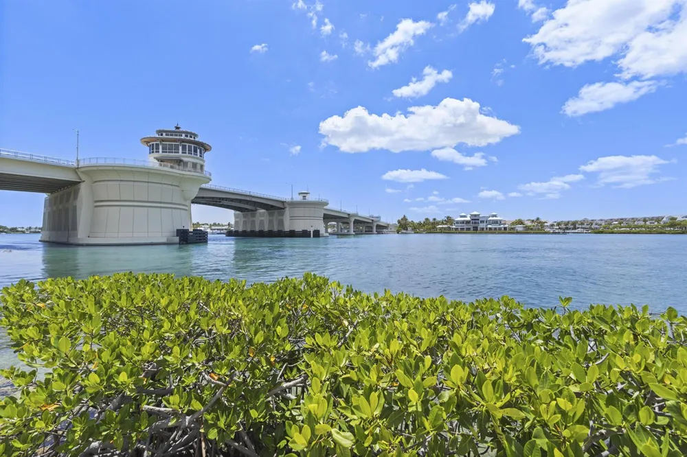 1748 JUPITER COVE DRIVE #517A Jupiter, FL 33469