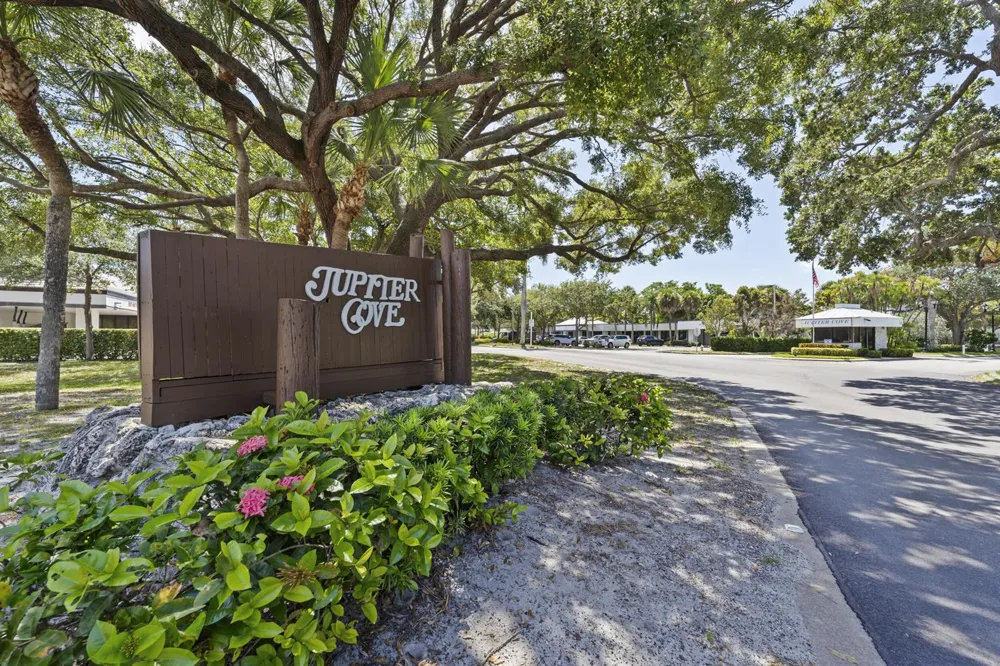 1748 JUPITER COVE DRIVE #517A Jupiter, FL 33469