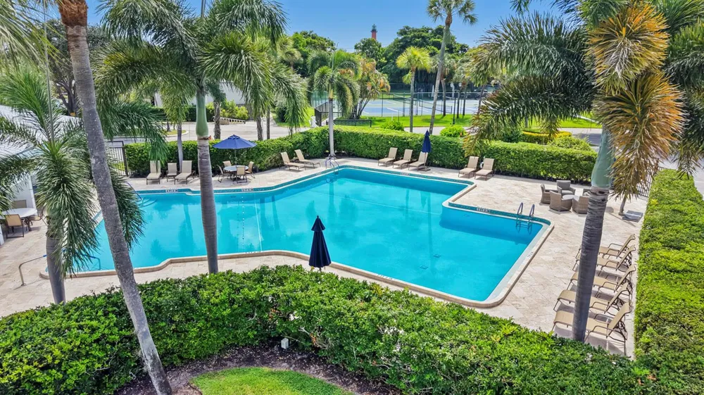 1748 JUPITER COVE DRIVE #517A Jupiter, FL 33469