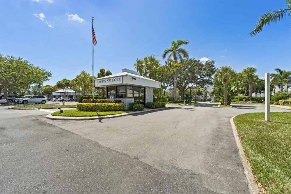1748 JUPITER COVE DRIVE #517A Jupiter, FL 33469