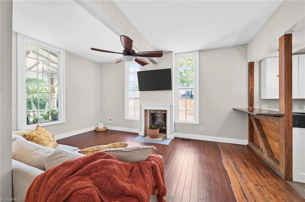 309 Maple Street Graham, NC 27253