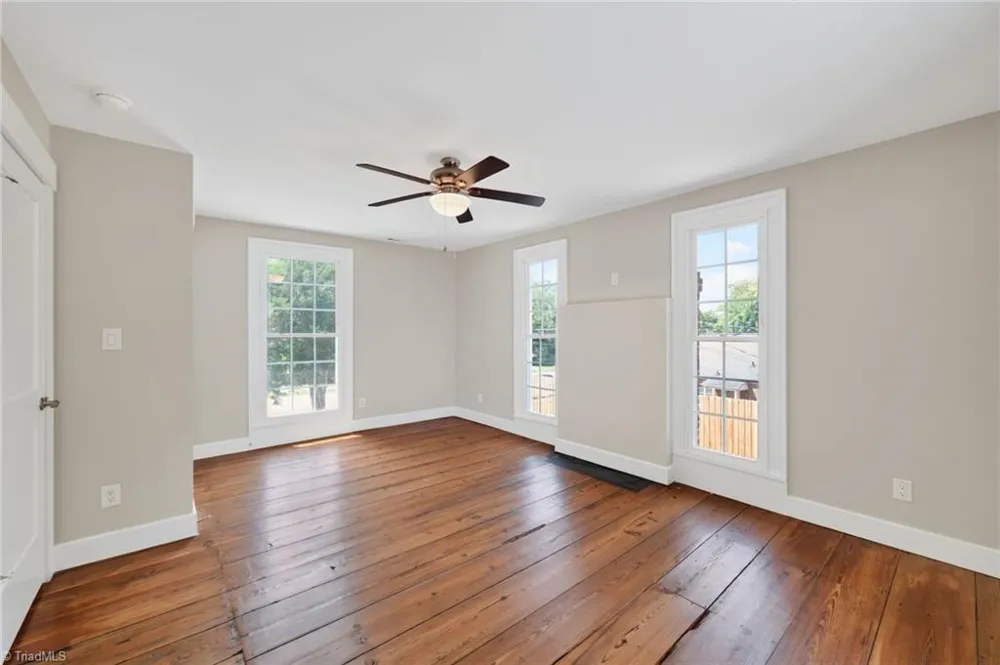 309 Maple Street Graham, NC 27253