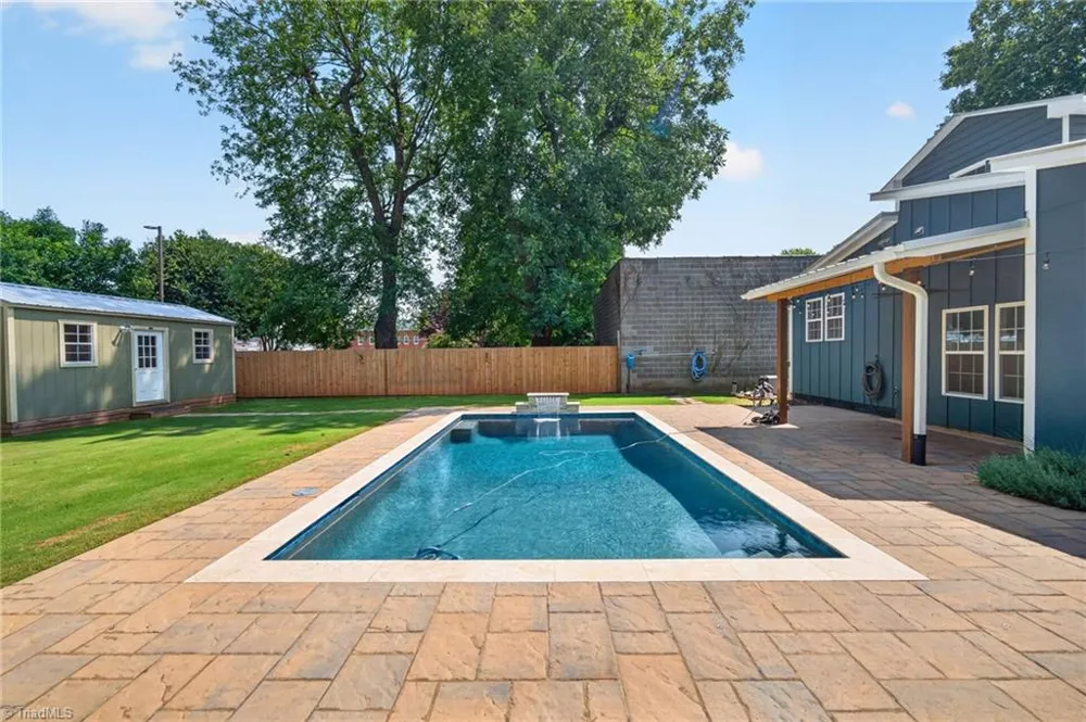 309 Maple Street Graham, NC 27253
