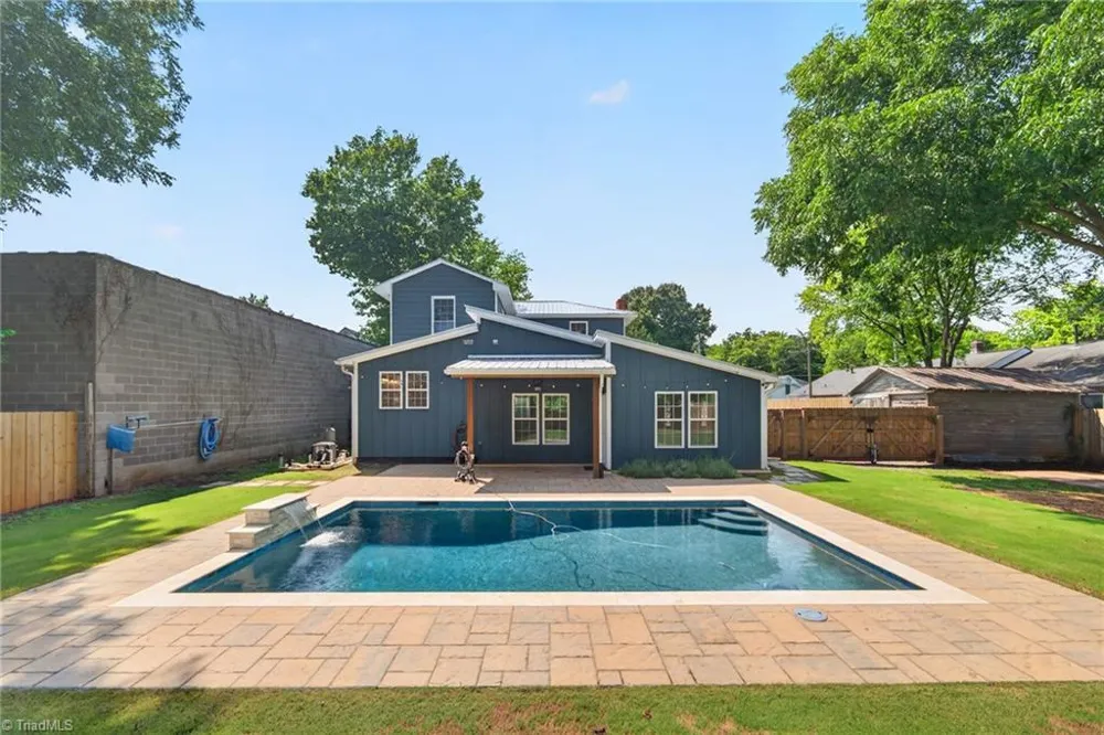 309 Maple Street Graham, NC 27253