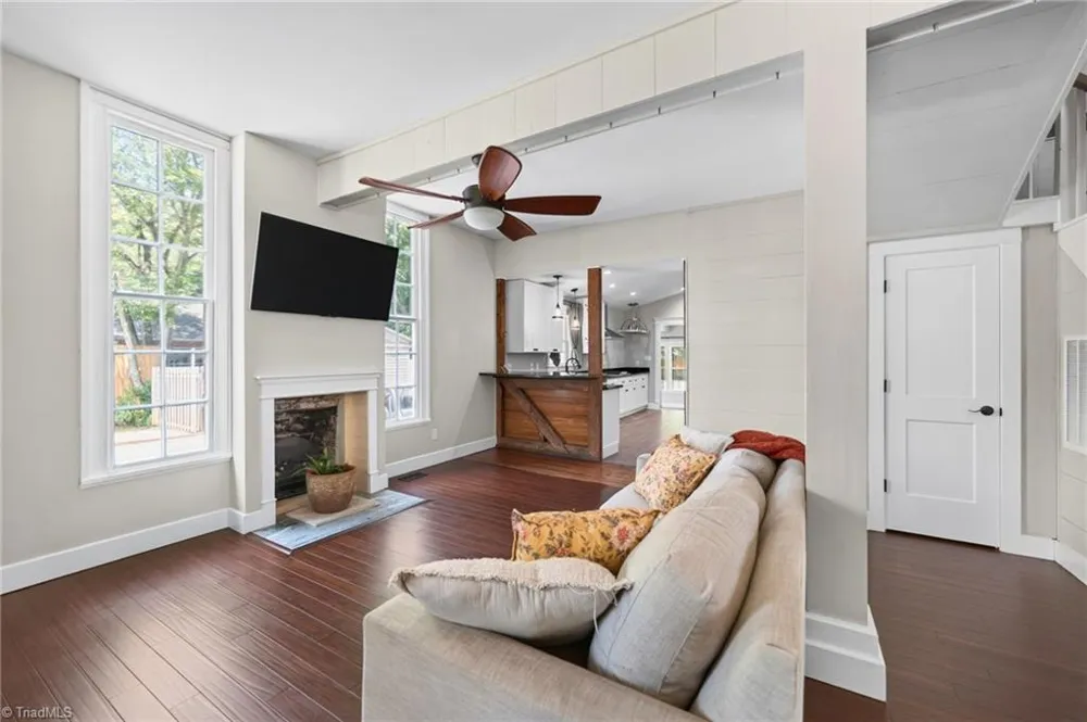 309 Maple Street Graham, NC 27253