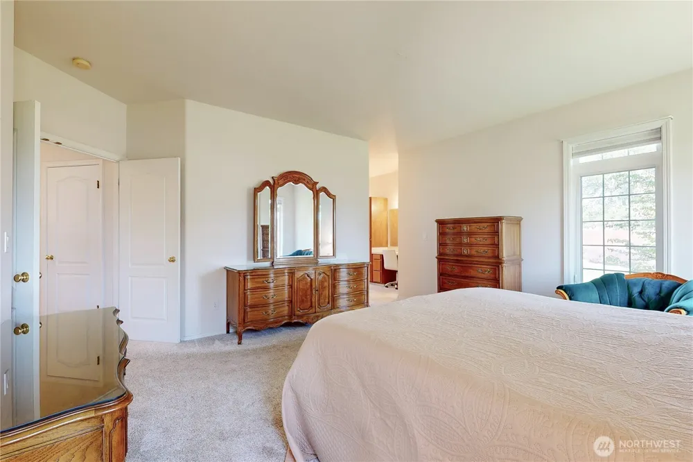 1916 SE Clover Court College Place, WA 99324