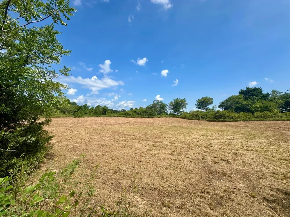 21 Pineview Circle Kingston, OK 73439