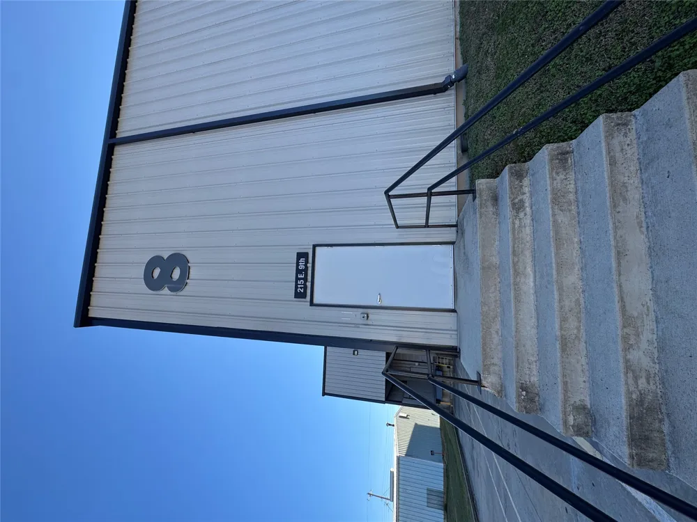 215 E 9th Street Ada, OK 74820