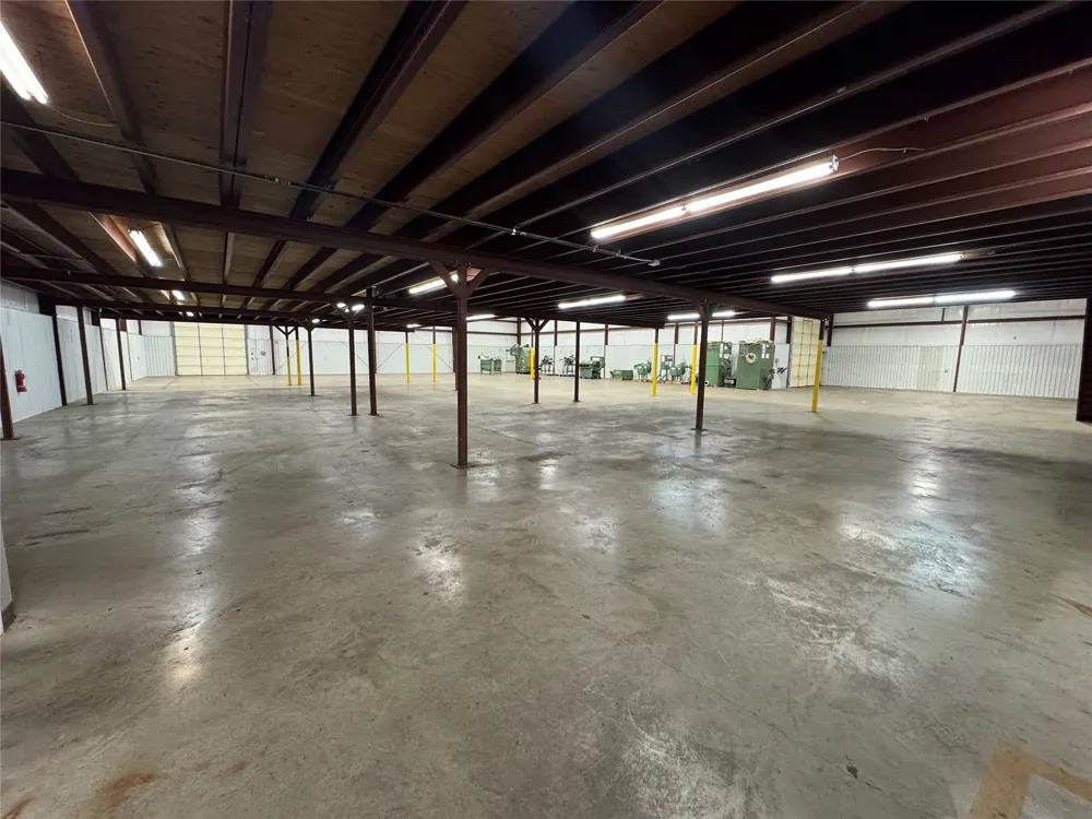 215 E 9th Street Ada, OK 74820