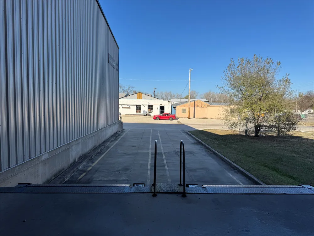 215 E 9th Street Ada, OK 74820
