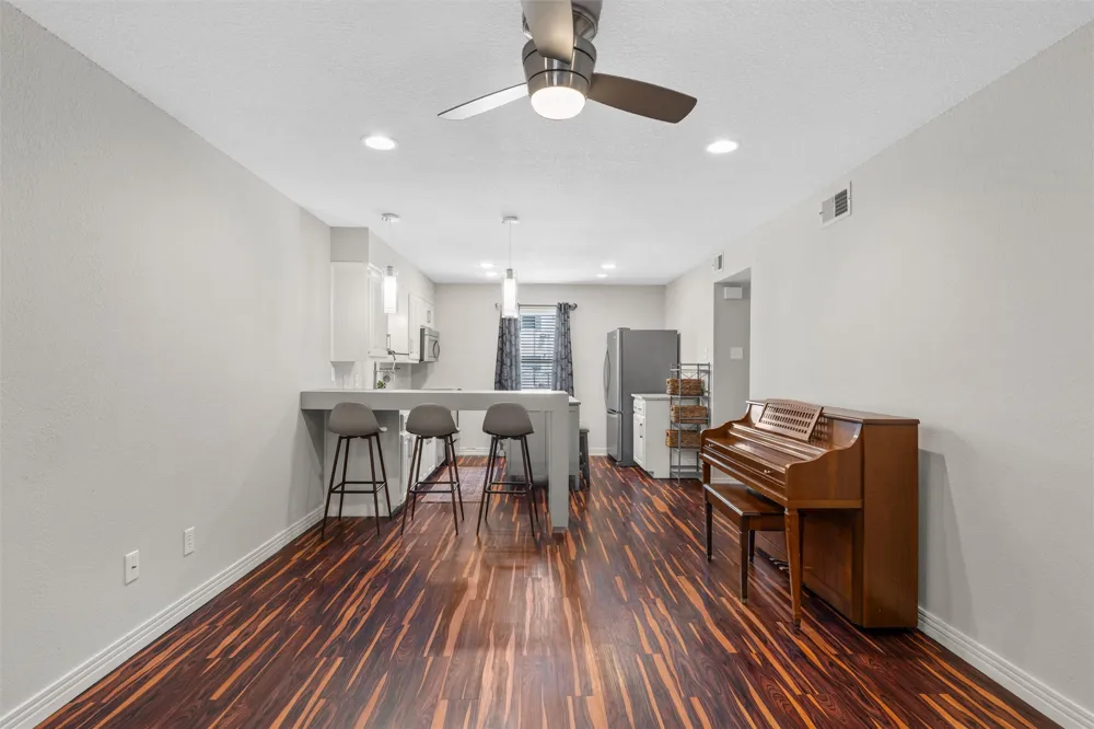 1348 S 12th Street Waco, TX 76706