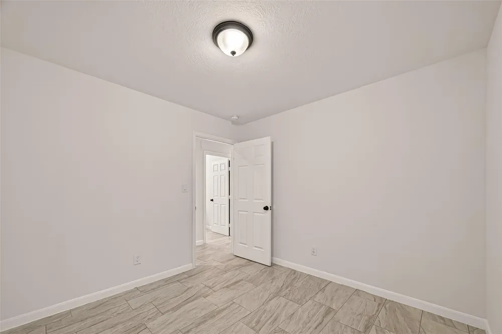 4302 Hirsch Road #B Houston, TX 77026