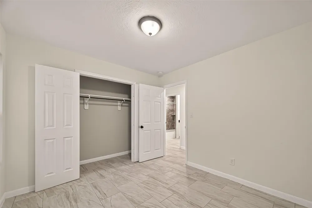 4302 Hirsch Road #B Houston, TX 77026