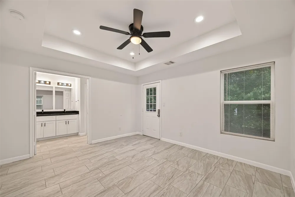 4302 Hirsch Road #B Houston, TX 77026