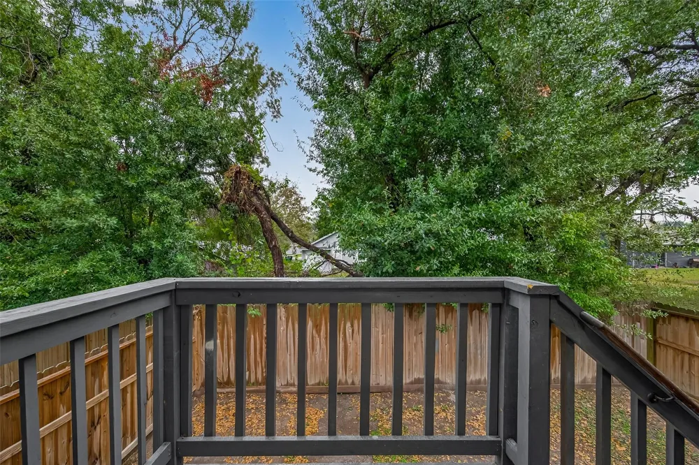 4302 Hirsch Road #B Houston, TX 77026