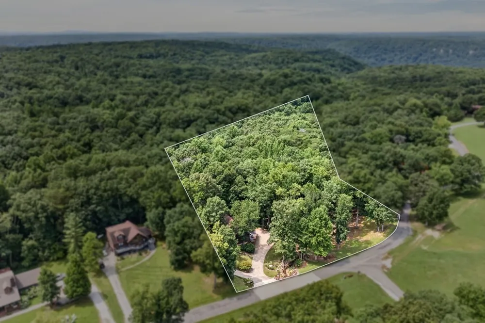 335 High Meadow Dr Spencer, TN 38585