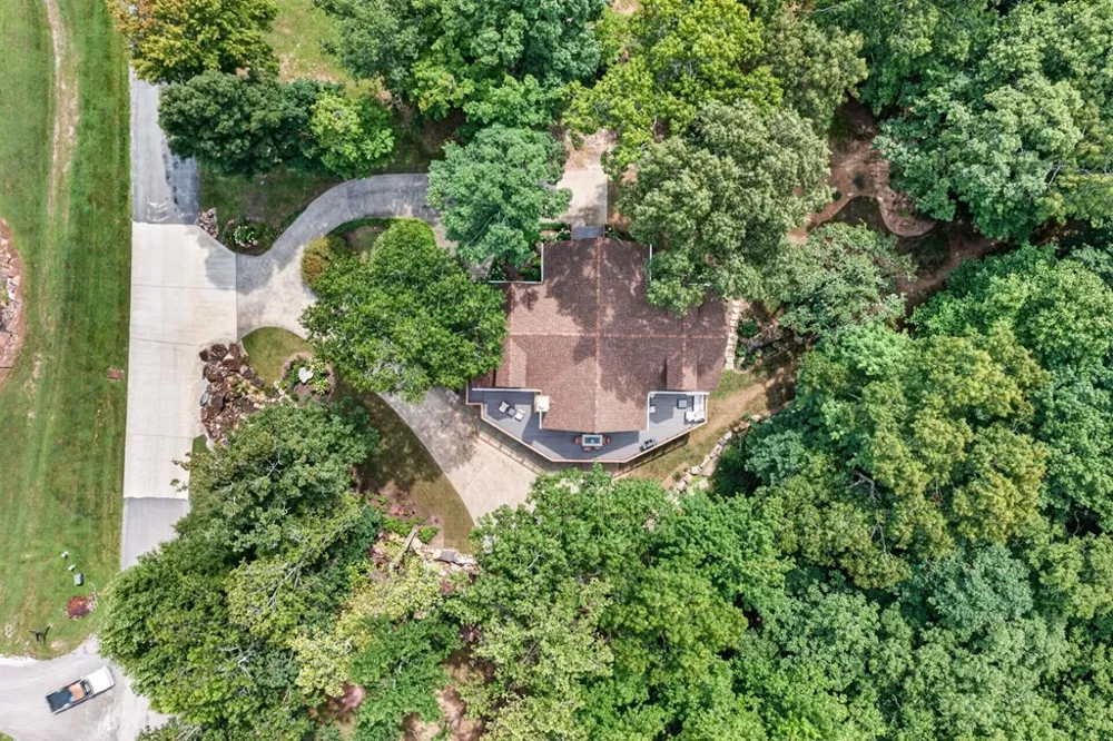 335 High Meadow Dr Spencer, TN 38585