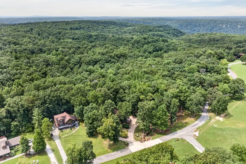 335 High Meadow Dr Spencer, TN 38585