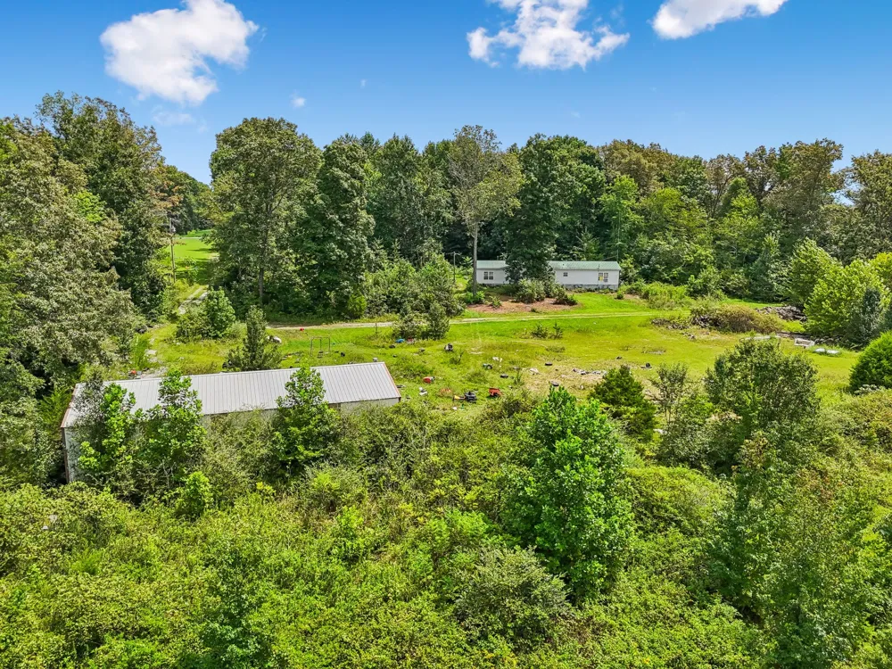 2010 Rock Rd Morrison, TN 37357