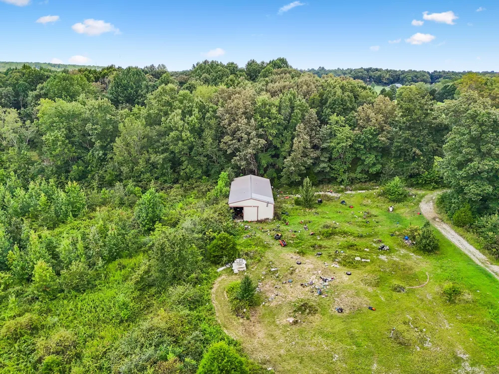 2010 Rock Rd Morrison, TN 37357