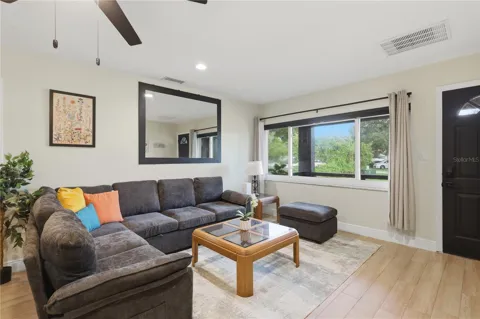 2341 DEVON COURT