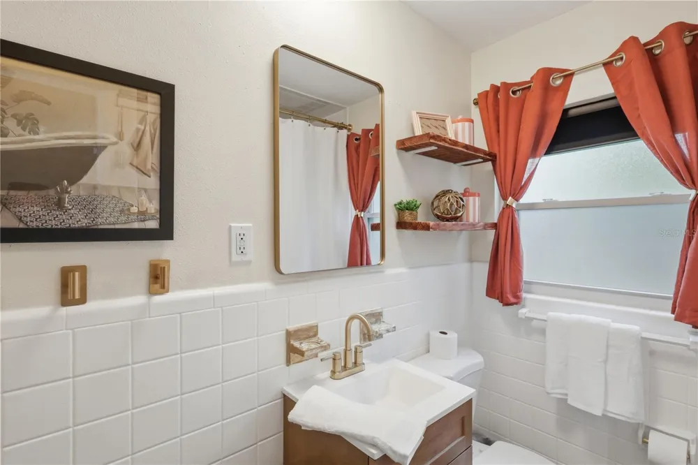 2341 DEVON COURT Winter Park, FL 32789
