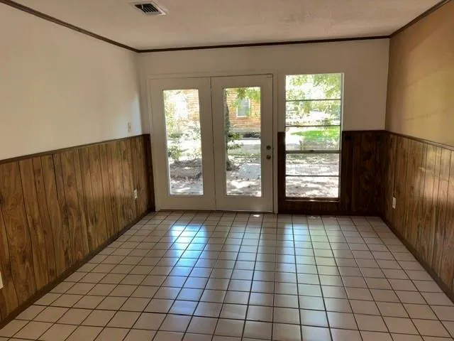 4730 Charles Street Pasadena, TX 77586