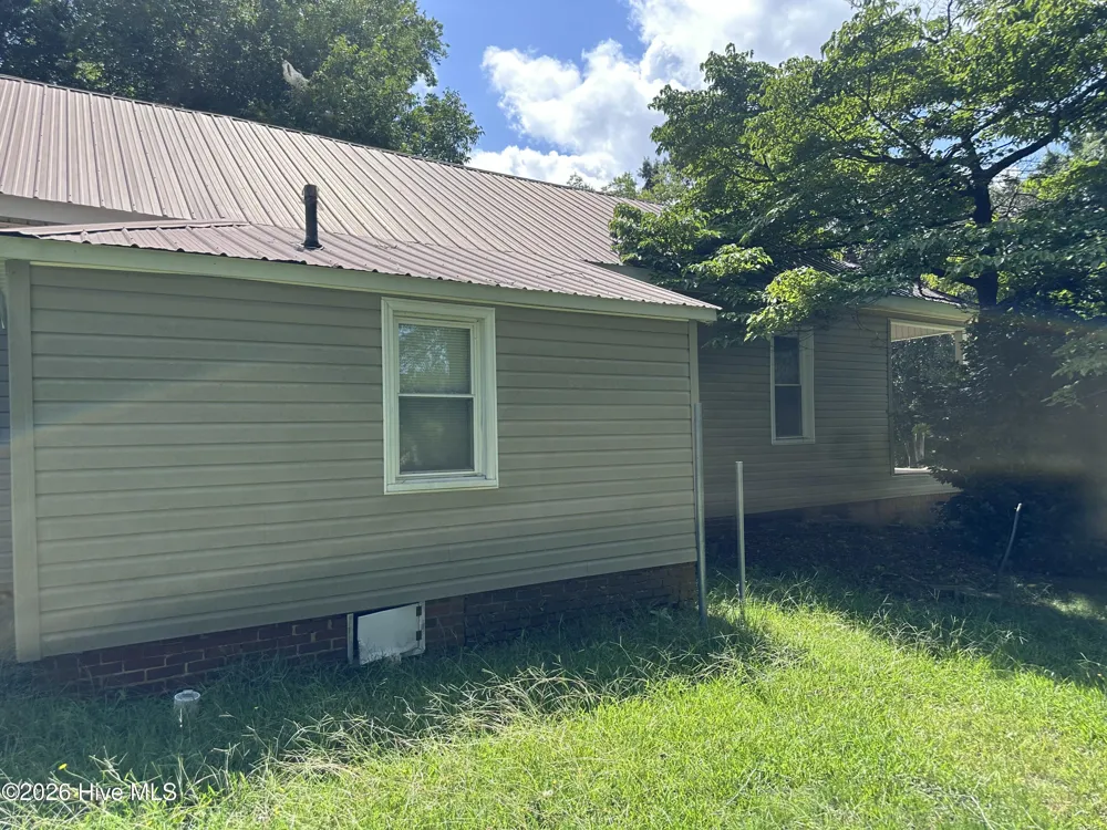 2644 Spies Road Robbins, NC 27325