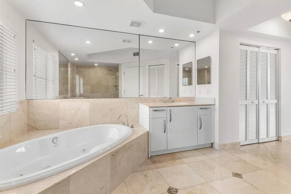 2051 SE 3rd Street #307 Deerfield Beach, FL 33441