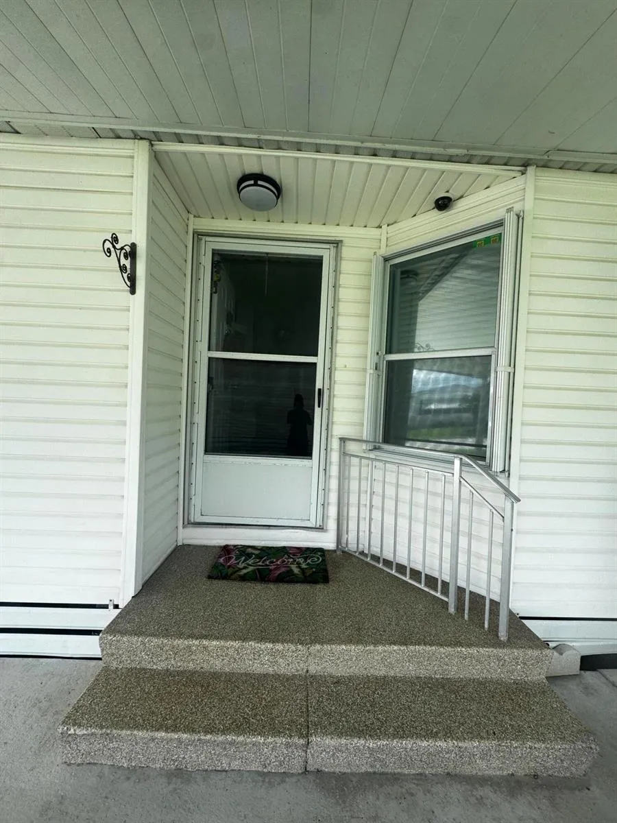 6732 Sinsonte Court Fort Pierce, FL 34951