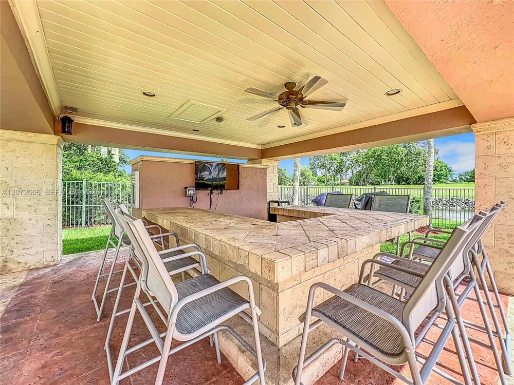 11720 Saint Andrews Pl #205 Wellington, FL 33414