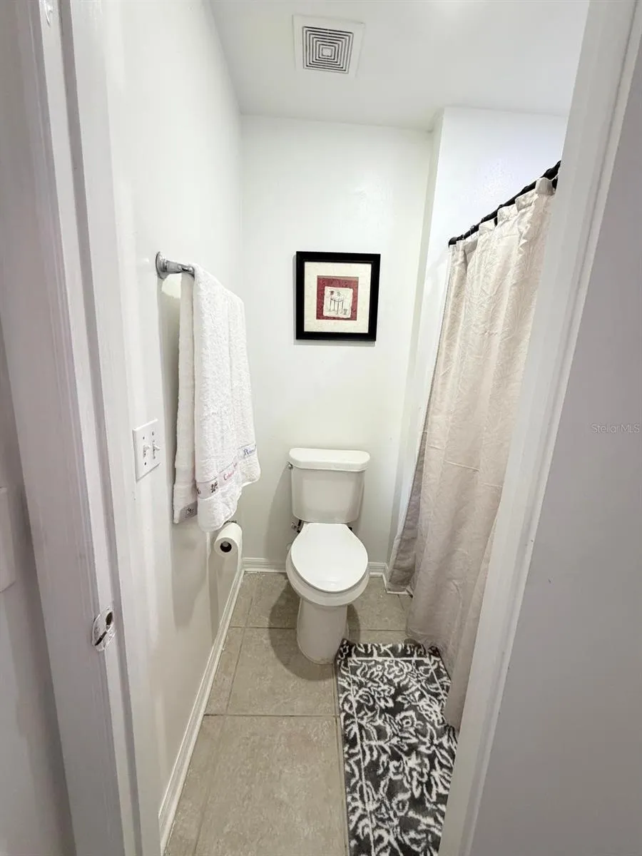 409 TALQUIN COURT Orlando, FL 32807