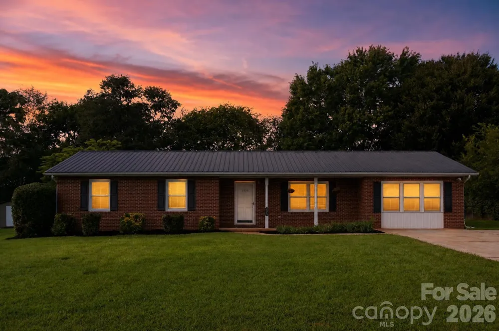 2504 Ashford Drive Newton, NC 28658