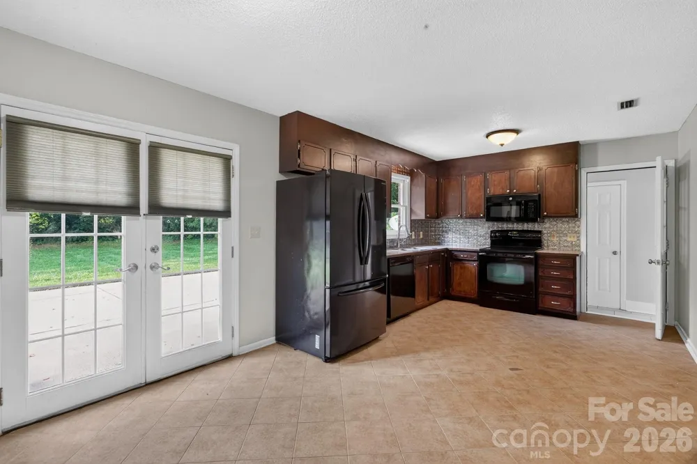 2504 Ashford Drive Newton, NC 28658