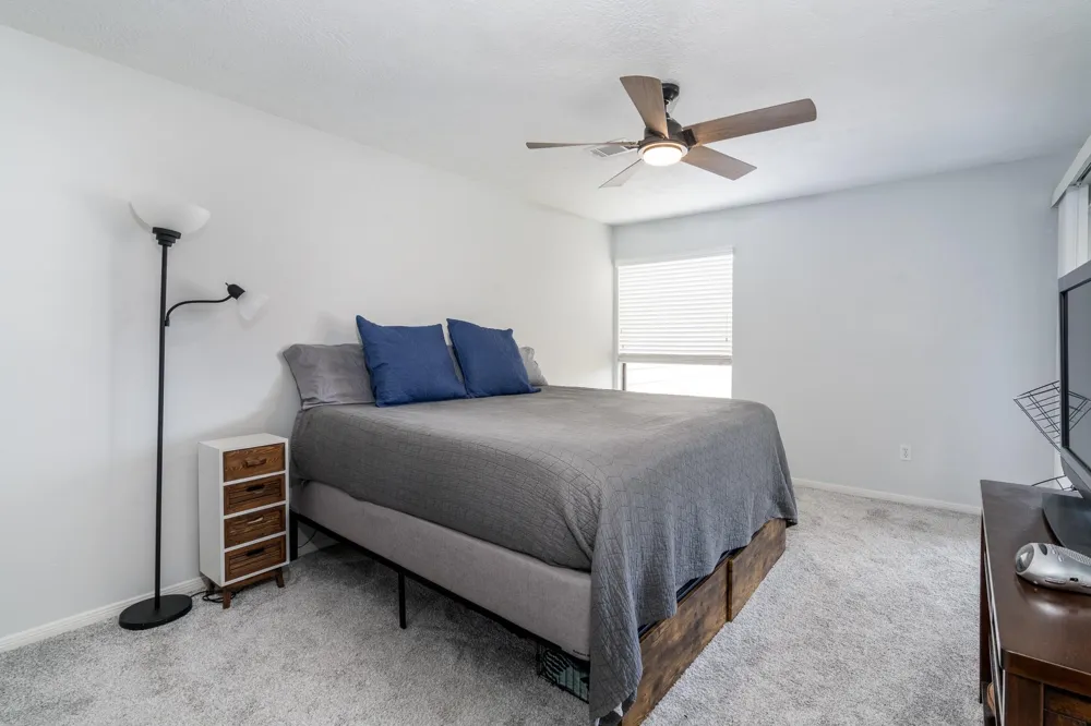 203 Lakeview Terrace #B Montgomery, TX 77356