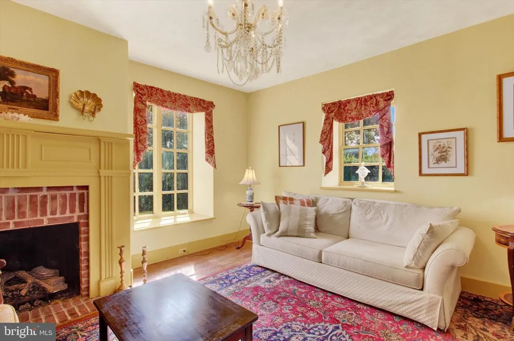 759 HOFFMAN ROAD Gettysburg, PA 17325