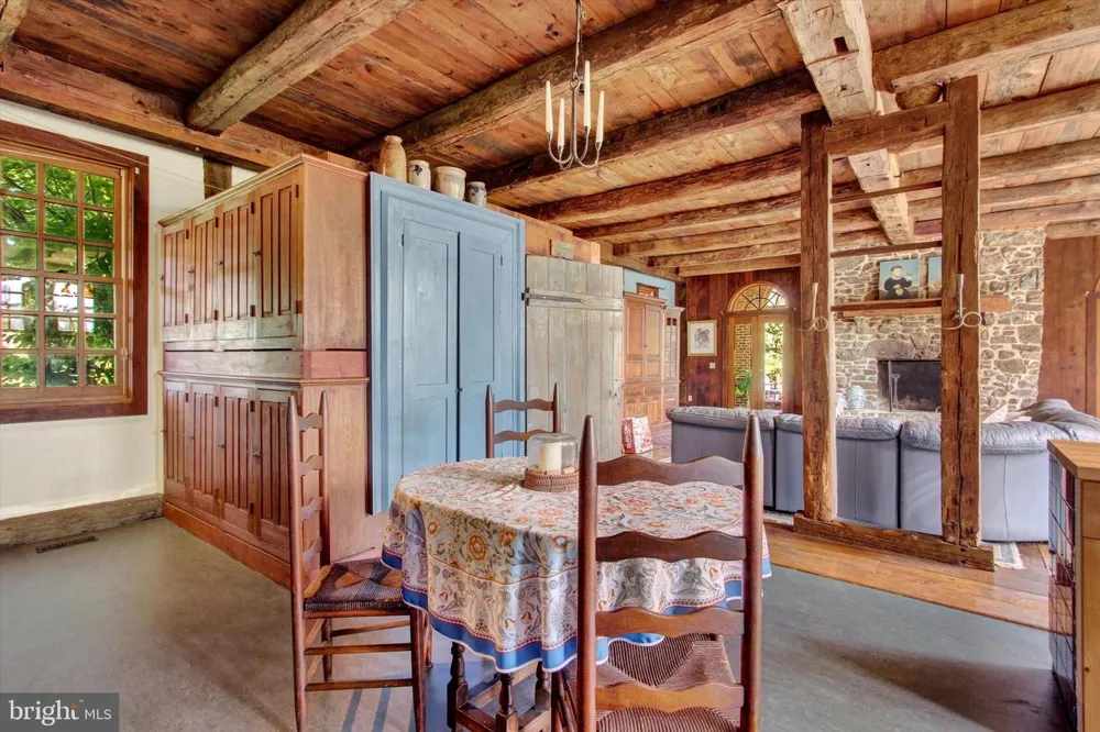 759 HOFFMAN ROAD Gettysburg, PA 17325