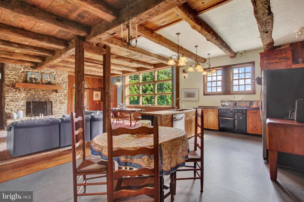 759 HOFFMAN ROAD Gettysburg, PA 17325