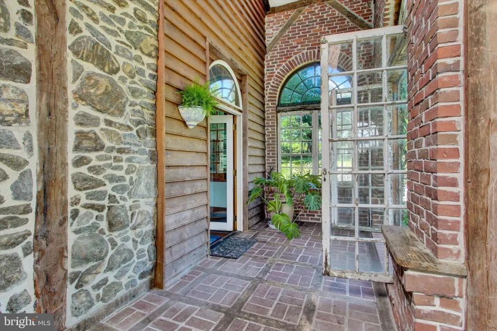 759 HOFFMAN ROAD Gettysburg, PA 17325