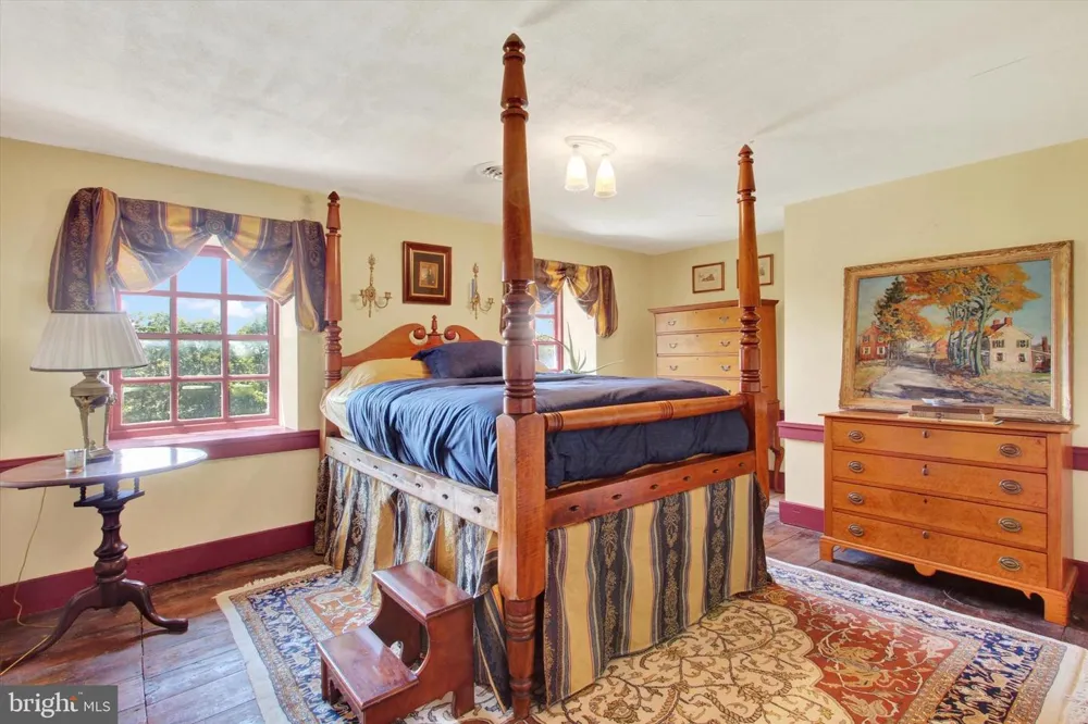 759 HOFFMAN ROAD Gettysburg, PA 17325