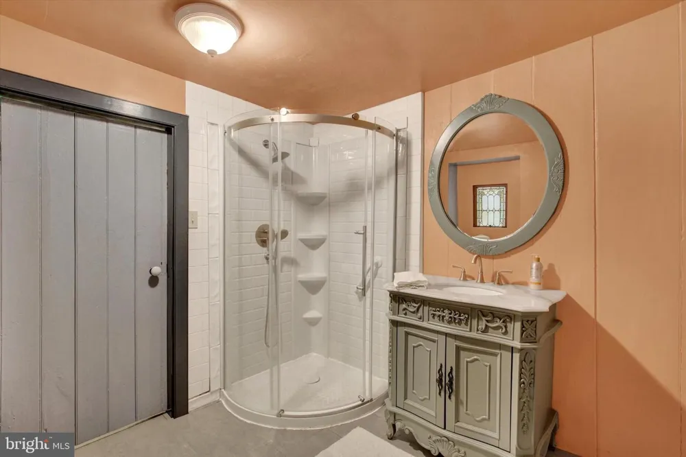 759 HOFFMAN ROAD Gettysburg, PA 17325