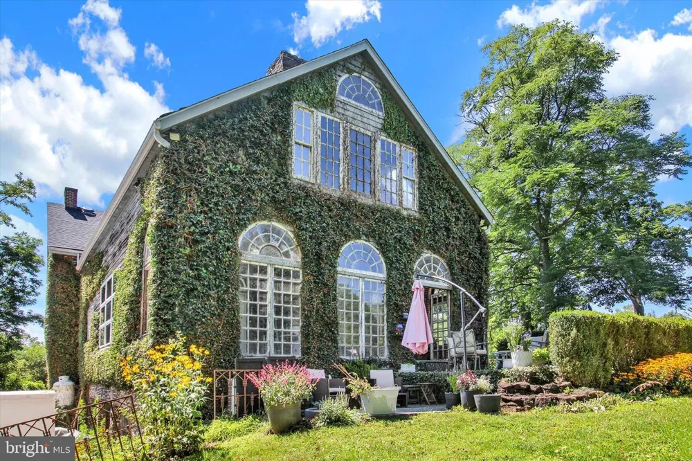 759 HOFFMAN ROAD Gettysburg, PA 17325
