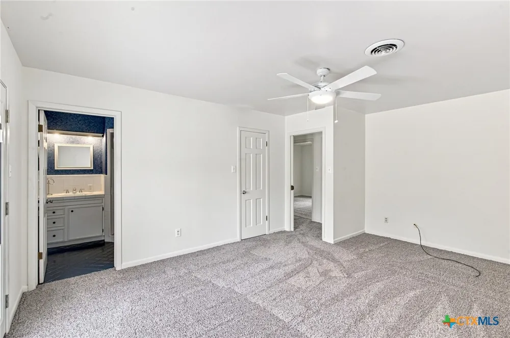 2201 College Drive Victoria, TX 77901