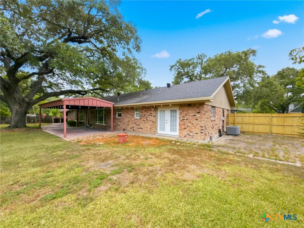 2201 College Drive Victoria, TX 77901