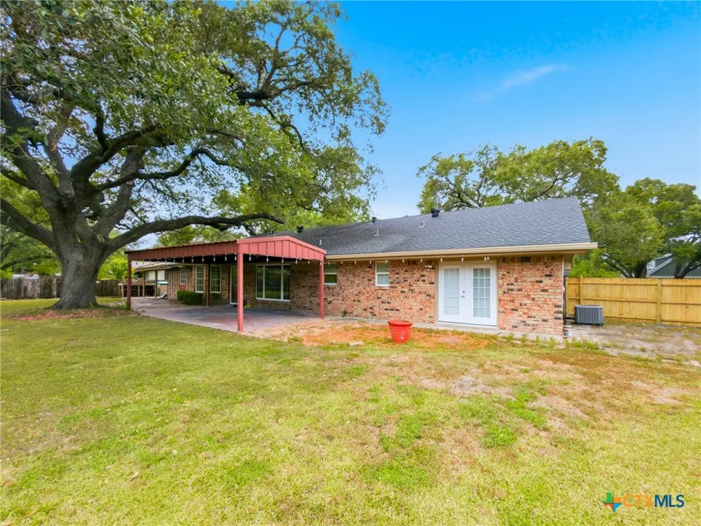 2201 College Drive Victoria, TX 77901